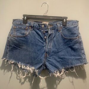 Levi’s 501 Cutoff Shorts Mid Rise Straight Leg Button Fly size 34